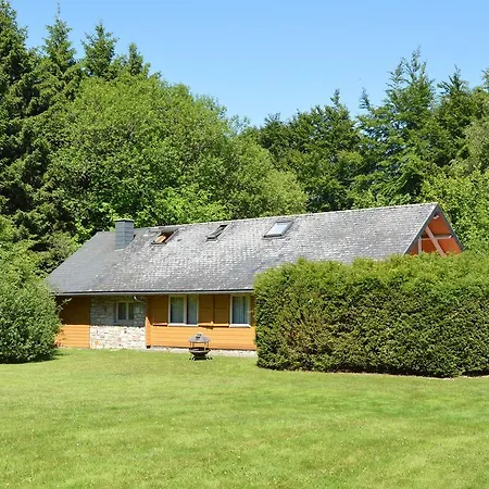 A Wooden Located In A Quiet And Chalé Ovifat